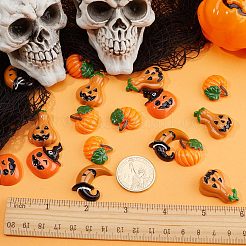 40 Stück 4 Stile Halloween-Thema undurchsichtige Harz-Cabochons RESI-GF0001-09