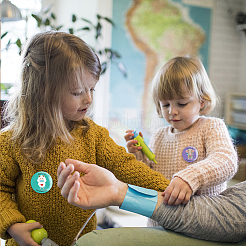 Брошь из белой жести&nbsp;JEWB-WH0013-004