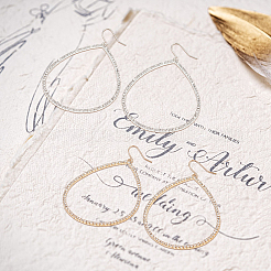 4 пара 4-х стилевых ажурных серег-капель с кристаллами и стразами EJEW-AN0003-09