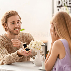 Деревянный магнитный подарочный футляр для хранения ювелирных изделий&nbsp;CON-WH0095-79B