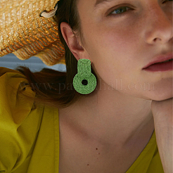 4 пара двухцветных сережек-гвоздиков в форме пончика из рафии&nbsp;EJEW-FI0002-30