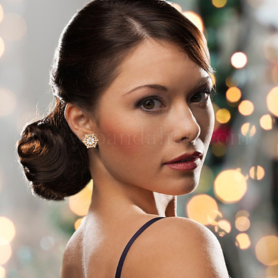 5 пара 5 стильных изысканных рождественских серег-гвоздиков с кубическим цирконием в виде снежинки EJEW-AN0002-39-1