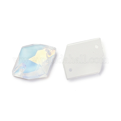 Неправильная форма ромба пришивается стразами RGLA-C001-09A-001AM-1