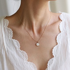 Ожерелья из нержавеющей стали 304 с квадратной подвеской в виде ракушки из натурального белого камня для женщин&nbsp;FS-WG6BD04-01