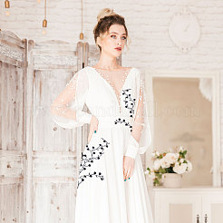 Аппликации в виде цветов сливы&nbsp;PATC-WH0007-11B