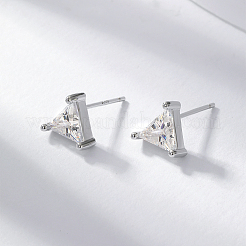 Элегантные треугольные серьги-гвоздики с цирконием IQ7437-2