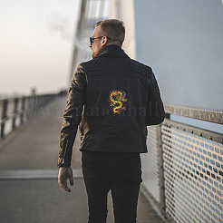 Компьютеризированная вышивка ткань железа на патчи PATC-WH0010-33