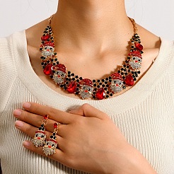 Комплект из рождественского ожерелья с подвеской в виде Санта-Клауса и каплевидного сплава со стразами и серег-гвоздиков FS-WG4FF2A-01