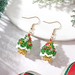 Серьги-подвески из стеклянных бусин в виде рождественской елки EJEW-MZ00614