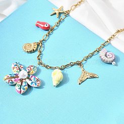 Подвеска в форме рыбы из натуральной ракушки каури с цветочным принтом и керамикой NJEW-A063-03G