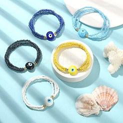 Трехслойный эластичный браслет из стеклянных бисера со сглазом лэмпворк BJEW-JB09472