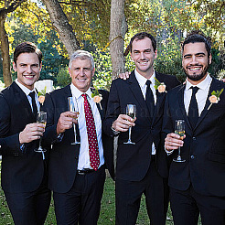 Бутоньерка из искусственного цветка из шелковой ткани AJEW-DR0001-55C