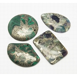 天然石マラカイトペンダント  ゴールドラインと  グリーン  サイズ：幅さ約30~39mm  長さ34~47mm  厚さ5~7mm  穴：1.5mm