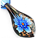手作りの内側の花の大きなランプワークペンダント  金の砂  葉  ブルー  サイズ：幅さ約26mm  長さ53mm LAMP-C1160-3-1