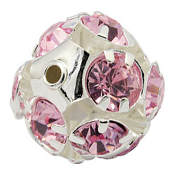 Perles en laiton de strass, avec un noyau de fer, Grade a, couleur argentée, ronde, rose clair, 6 mm de diamètre, Trou: 1mm