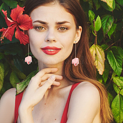 4 пара двухцветных акриловых сережек-гвоздиков в форме листьев EJEW-AN0001-24