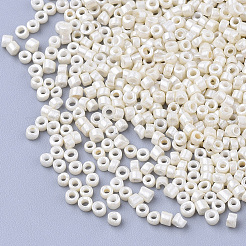 Стеклянные цилиндрические бусины&nbsp;SEED-Q036-01A-D32