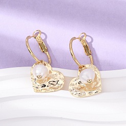 Серьги-кольца в форме сердца из латуни с натуральным жемчугом&nbsp;EJEW-Z159-03G