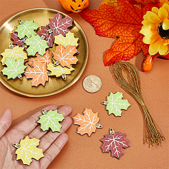 24 pendentif décoratif en forme de feuille d'érable en bois&nbsp;AJEW-PH0008-20