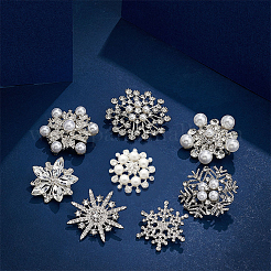 8 шт. 8 стиля брошь-булавка в виде снежинки со стразами и искусственным жемчугом JEWB-BC0001-06