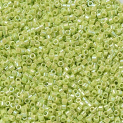 MIYUKIデリカビーズ  シリンダー  日本製シードビーズ  11/0  （db0169)不透明なchartreuse ab  1.3x1.6mm  穴：0.8mm  約2000PCS /ボトル  10 G /ボトル&nbsp;SEED-JP0008-DB0169