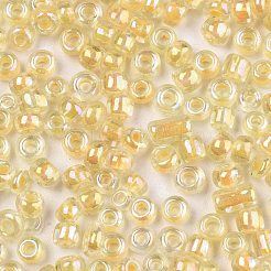 8/0 ガラスシードビーズ  色の内側  丸い穴  ラウンド  透明色の虹  ライトカーキ  8/0  3~4x2~3mm  穴：0.8mm  約15000個/袋&nbsp;SEED-A016-3mm-202