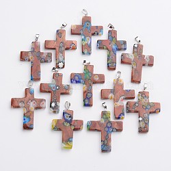 Main croix pendentifs en verre de millefiori, avec les accessoires en laiton de tonalité de platine, chameau, 42~46x29~33x4~6mm, Trou: 4x5mm