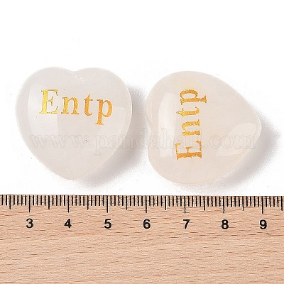 Натуральный кварцевый кристалл с гравировкой сердца X1-G-K353-05O-1