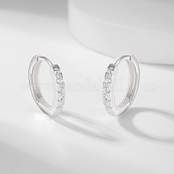 Простые серебряные серьги-каффы в стиле отпуска с камнями циркония UC0752