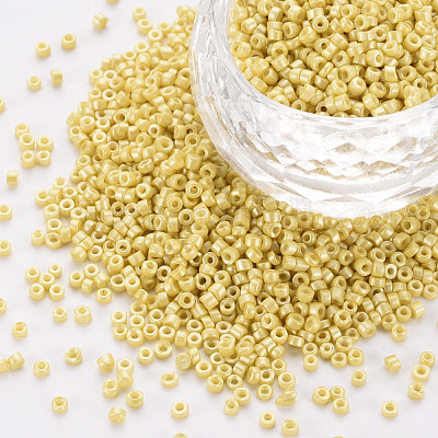 Стеклянные цилиндрические бусины SEED-S047-A-022-1