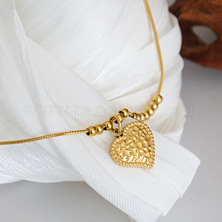 Collier vintage pour femme avec pendentif cœur texturé en acier inoxydable 304 et chaîne serpent ronde&nbsp;WG3DCED-01