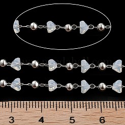 手作りの真鍮とガラスのビーズチェーン  ネックレスブレスレット作りのために  長持ちメッキ  ハンダ付け  スプールで  ホワイト  4.5x4.5x3mm  約16.40フィート（5m）/ロール&nbsp;CHC-L051-03P-01