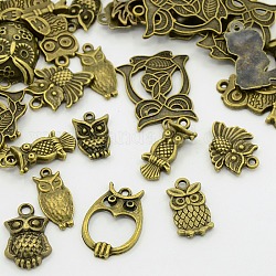 Tibetan Style Alloy Owl Pendants, Antique Bronze, 16~30x16~30x3~4mm, Hole: 1~2mm