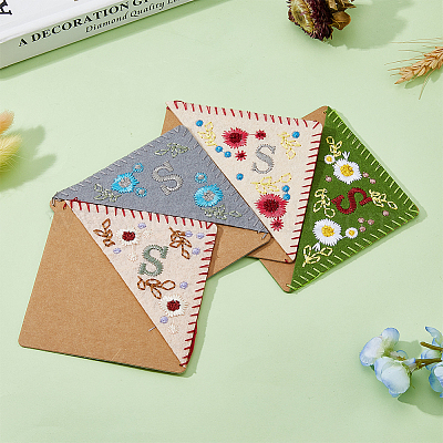 4 шт. 4-х стилевые закладки для книг с вышивкой из фетра FIND-HY0003-46S-1