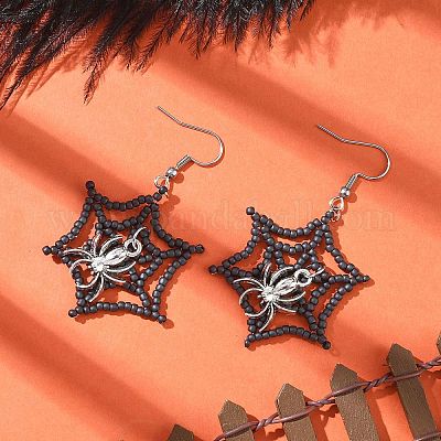 Тематика хэллоуина паутина с пауком серьги ручной работы из стеклянных бусин EJEW-MZ00481-01-1