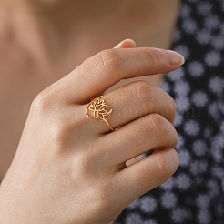 Ausgehöhlter Lotus 304 Edelstahl Fingerring für Frauen&nbsp;RJEW-E073-06G