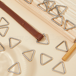 30 шт. пряжки из нержавеющей стали с треугольным кольцом&nbsp;STAS-DC0017-18