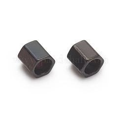 イオンプレーティング（IP）304ステンレススチールスペーサービーズ  六角  電気泳動黒  2.1x2.1x2mm  穴：1.4mm&nbsp;STAS-D170-04C-B