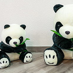 1 коробка плоских треугольных пластиковых носов-кабошонов DOLL-GO0001-04C