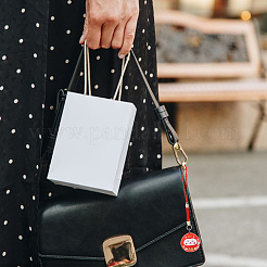 4 шт. 4 цвета подвеска в японском стиле из латуни в виде кошки удачи HJEW-GO0001-10