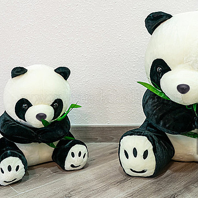 1 коробка плоских треугольных пластиковых носов-кабошонов DOLL-GO0001-04C-1