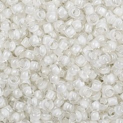 TOHOラウンドシードビーズ  日本製シードビーズ  （981)つの内側のカラークリスタル/スノーライニング  8/0  3mm  穴：1mm  約222PCS /ボトル  10 G /ボトル&nbsp;SEED-JPTR08-0981