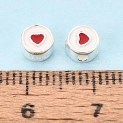 925 плоская круглая эмалированная подвеска из стерлингового серебра с бусинами в форме красных сердечек.&nbsp;STER-T009-22S