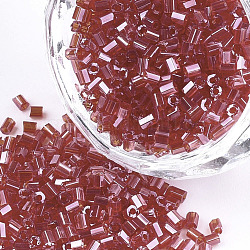 Grade une perles de rocaille en verre, hexagone (deux coupes), couleurs transparentes lustered, rouge foncé, 1.5~2.5x1.5~2mm, Trou: 0.8mm, environ 2100 pcs / sachet , 450 g / sac