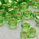 12/0 grade a perles de rocaille en verre rondes, Argenté, lime green, 12/0, 2x1.5mm, Trou: 0.3mm, environ 30000 pcs / sachet 