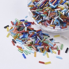 Стеклярус, бисер, разноцветные, длиной около 6 мм , шириной 2 мм , отверстие : 0.5 мм, Около 10000 шт / 450 г