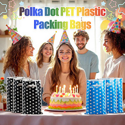 Gepunktete Plastiktüten für Haustiere mit gestanztem Lochgriff&nbsp;ABAG-TADJ0002-001G