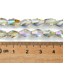 透明電気メッキガラスビーズ連売り  半分虹メッキ  多面カット  ティアドロップ  薄緑  9x5.5~6x5.5~6mm  穴：1.2mm  約70個/連  25.35''（64.4センチメートル）&nbsp;GLAA-K064-03B-HR01