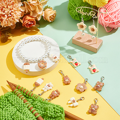 Маркеры для закрепки стежков с подвеской из смолы в виде цветка/леденца/бантика HJEW-AB00658-1