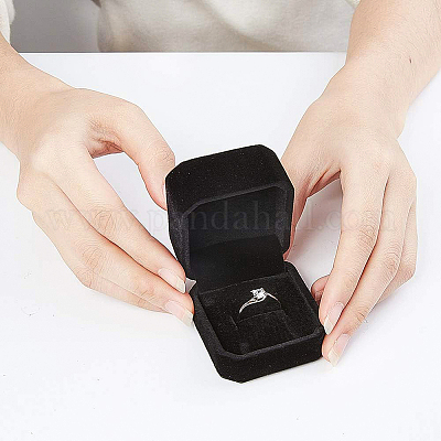 Квадратные бархатные кольца VBOX-WH0002-01C-1